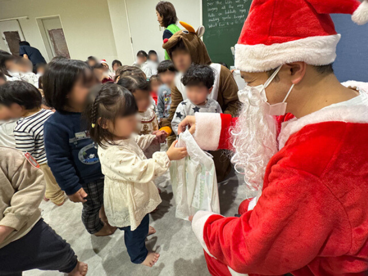 オールフォーキッズのクリスマス会